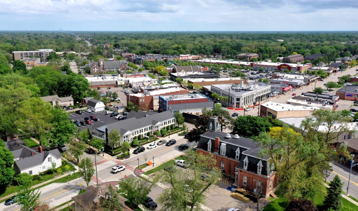Farmington Hills, MI